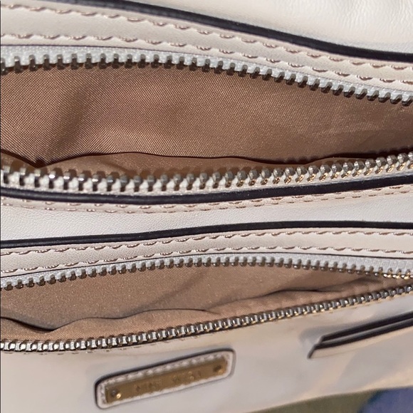 Cross bag - Picture 4 of 4